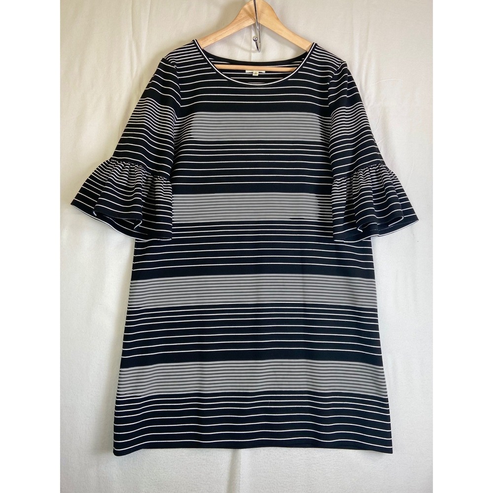 Max Studio XL Black White Striped Bell Sleeve Shift Dress Mod Minimalist Career